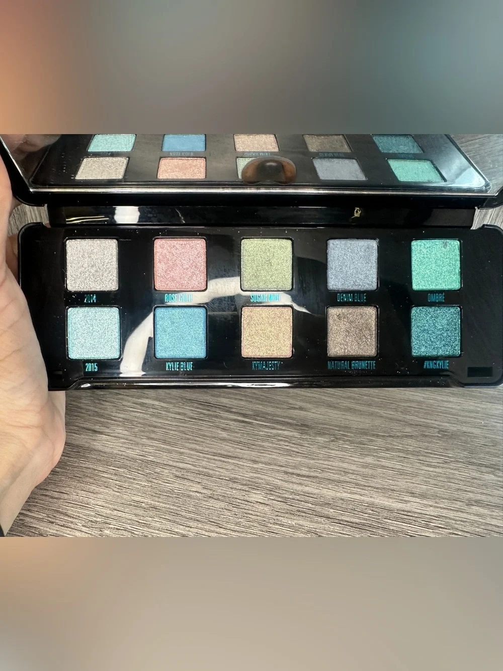 Kylie Cosmetics King Kylie Eyeshadow Palette ** limited edition